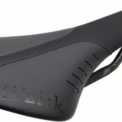 Fizik Bei Brügelmann Online Fizik Antares R1 Sattel Schwarz 9 Fizik Bei Brügelmann Online Fizik Antares R1 Sattel Schwarz -WTB Verkaufsgeschäft fizik antares r1 saddle black 4