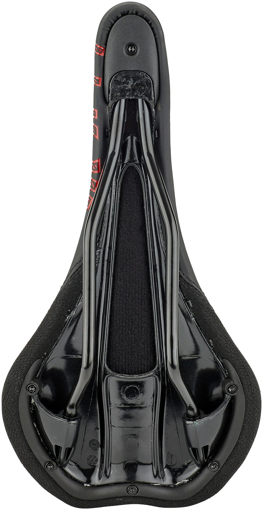 Sixpack Bei Brügelmann Online Sixpack Millenium Sattel Schwarz/rot 6 Sixpack Bei Brügelmann Online Sixpack Millenium Sattel Schwarz/rot – Bild 4