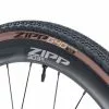 Zipp Bei Brügelmann Online Zipp G40 XPLR Tubeless Gravel Reifen 28x1.50" Hookless-Kompatibel Schwarz -WTB Verkaufsgeschäft zipp g40 xplr tubeless gravel tyre 28x150 hookless compatible black tan 2
