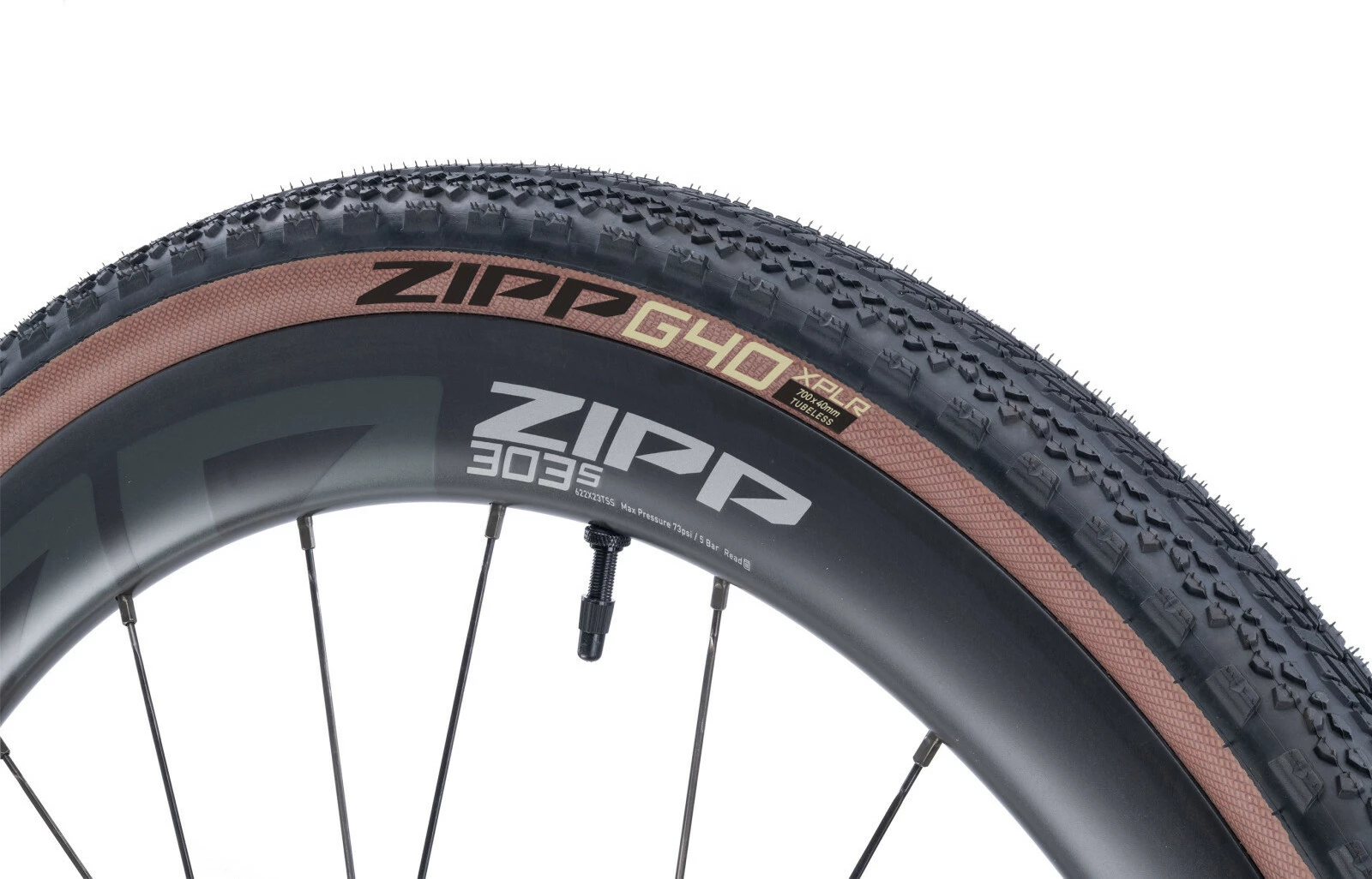 Zipp Bei Brügelmann Online Zipp G40 XPLR Tubeless Gravel Reifen 28x1.50" Hookless-Kompatibel Schwarz 3 Zipp Bei Brügelmann Online Zipp G40 XPLR Tubeless Gravel Reifen 28x1.50" Hookless-Kompatibel Schwarz